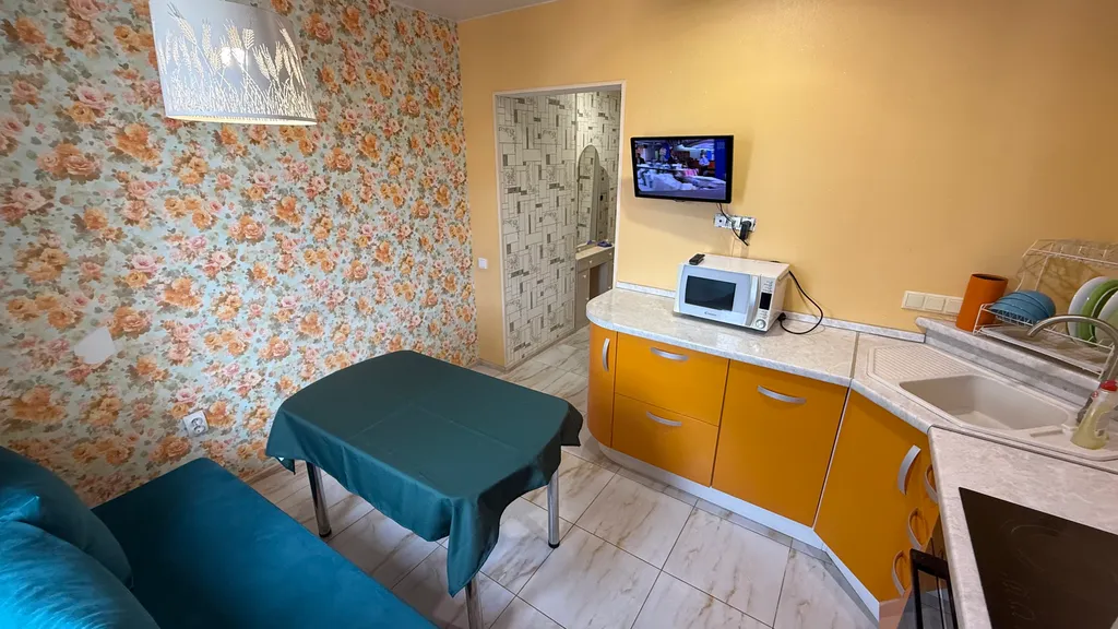 Просторная квартира для компании до 9 человек: по цене отеля, с душой