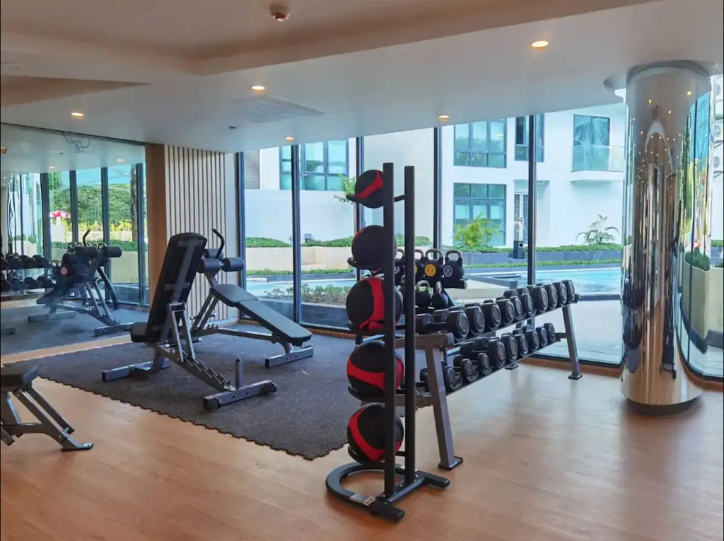 Най Харн 5* номер с супер большой кроватью