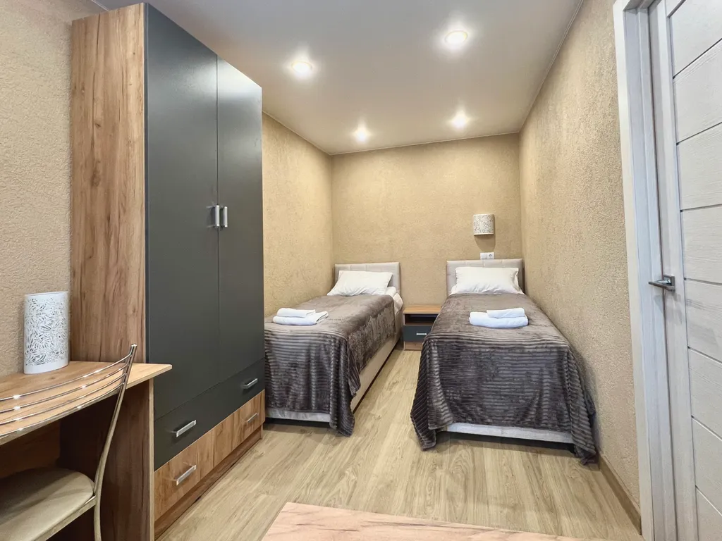 Квартира 2-комнатная Квартира — Кировск