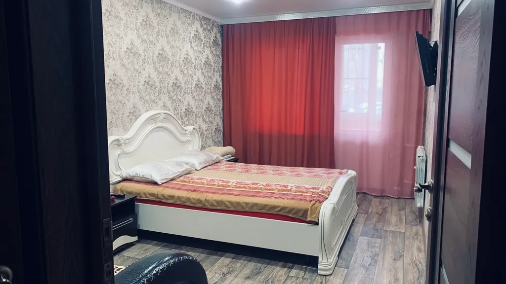 Квартира с отличной транспортной развязкой у дома