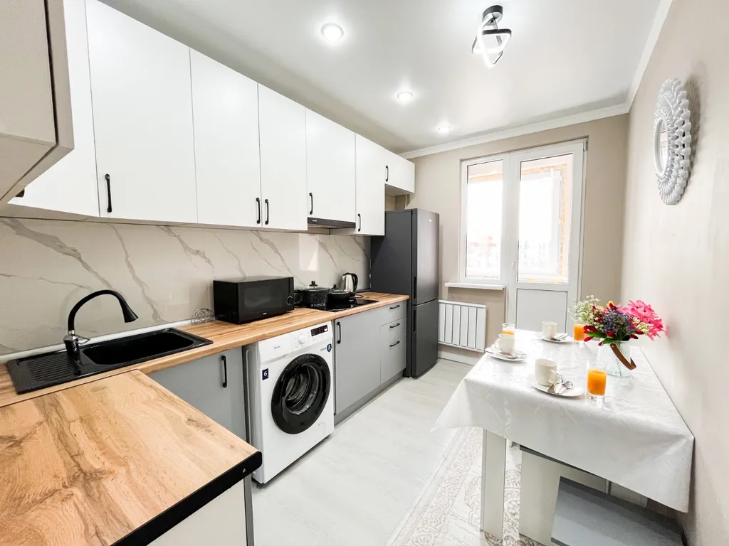 Квартира Уютная чистая современная квартира — Алматы