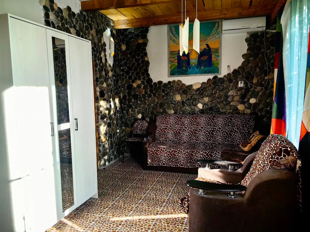 Номер с кухней рядом с морем