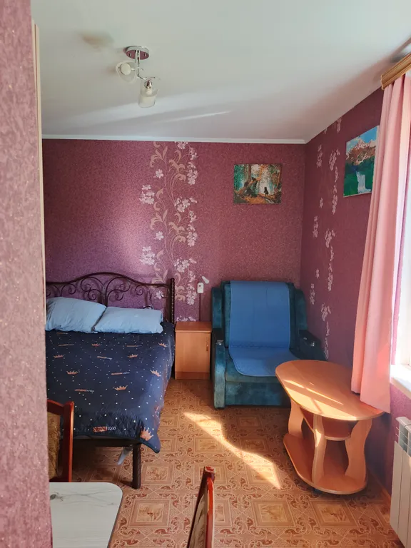 Квартира Современный номер в коттедже — аренда посуточно в Каменномостский