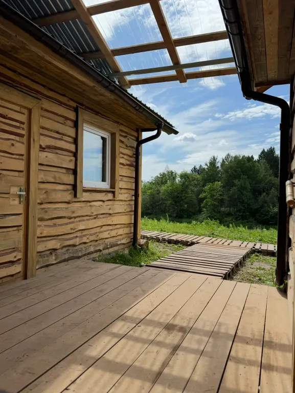 Дом с баней в лесу