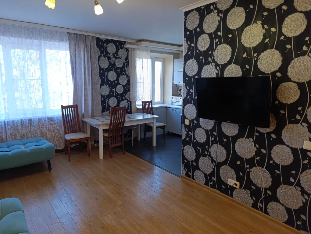 Квартира в центре у спуска на набережную — аренда посуточно в Таганрог