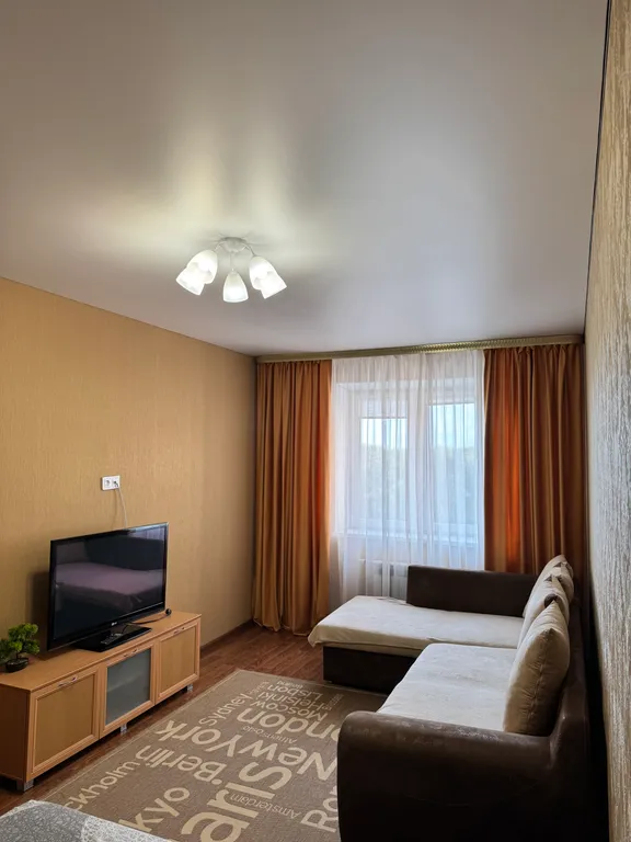 Омск Кировский у ТЦ Мега