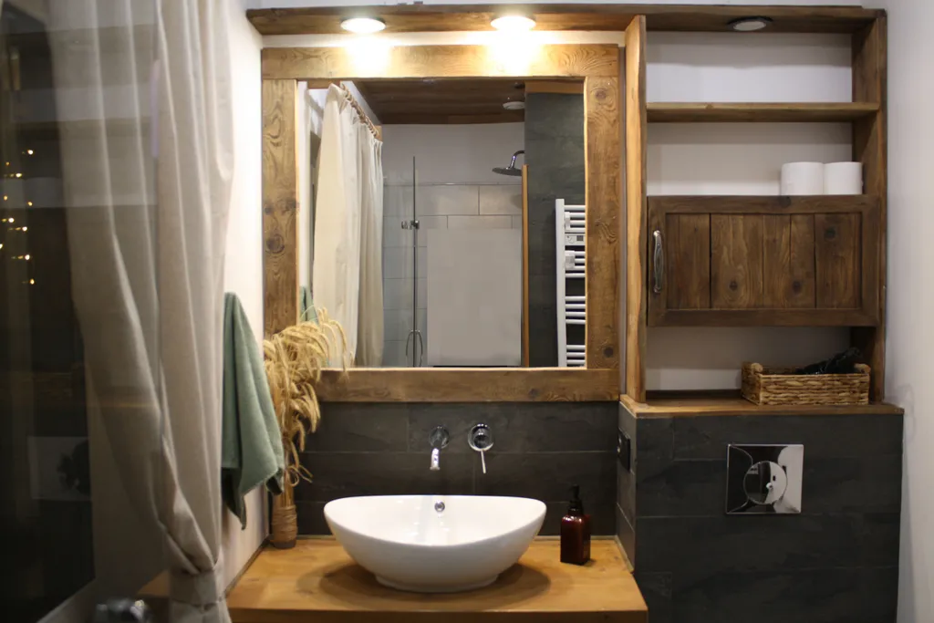 Шале с сауной на берегу реки