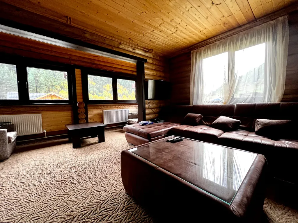 6-комнатный Дом