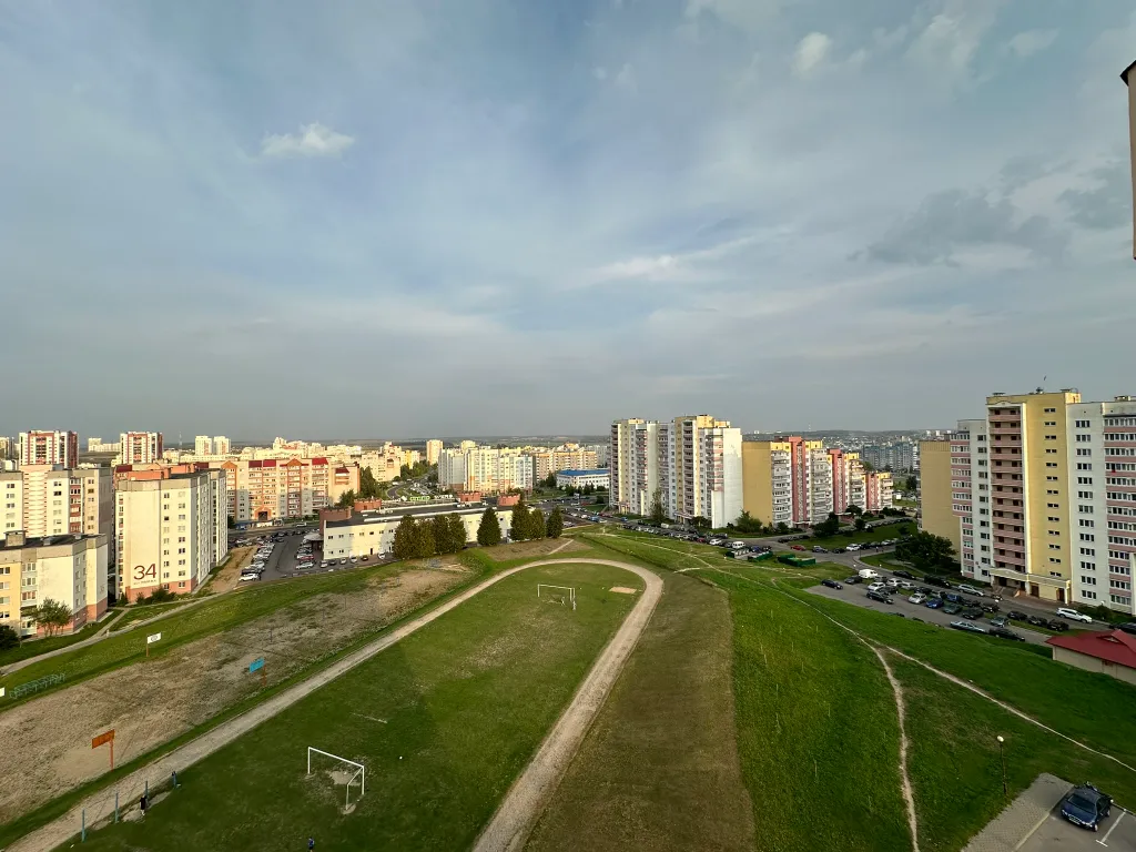 Апартаменты на 10 этаже с хорошим видом из окна