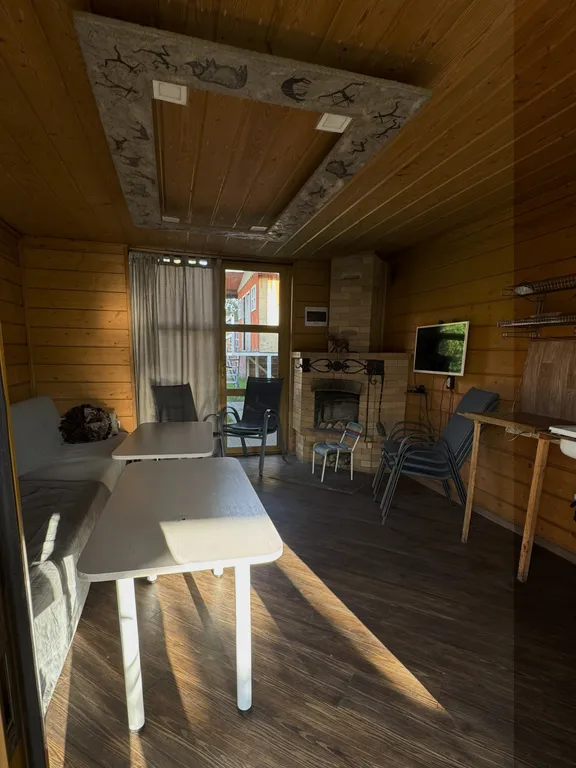 Уютный коттедж с баней и тёплым бассейном