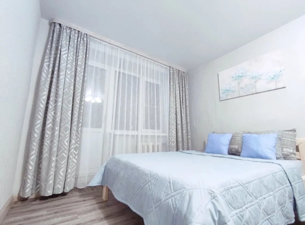 2-комнатная квартира с панорамным балконом в центре — аренда посуточно в Ступино