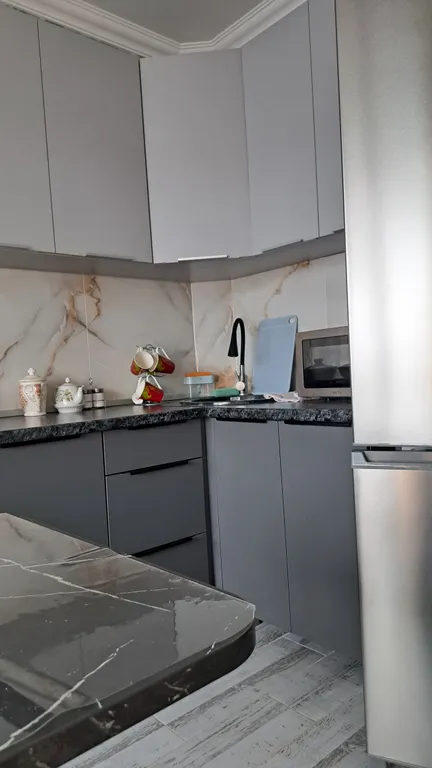 Квартира в креативном дизайне с видом на закат