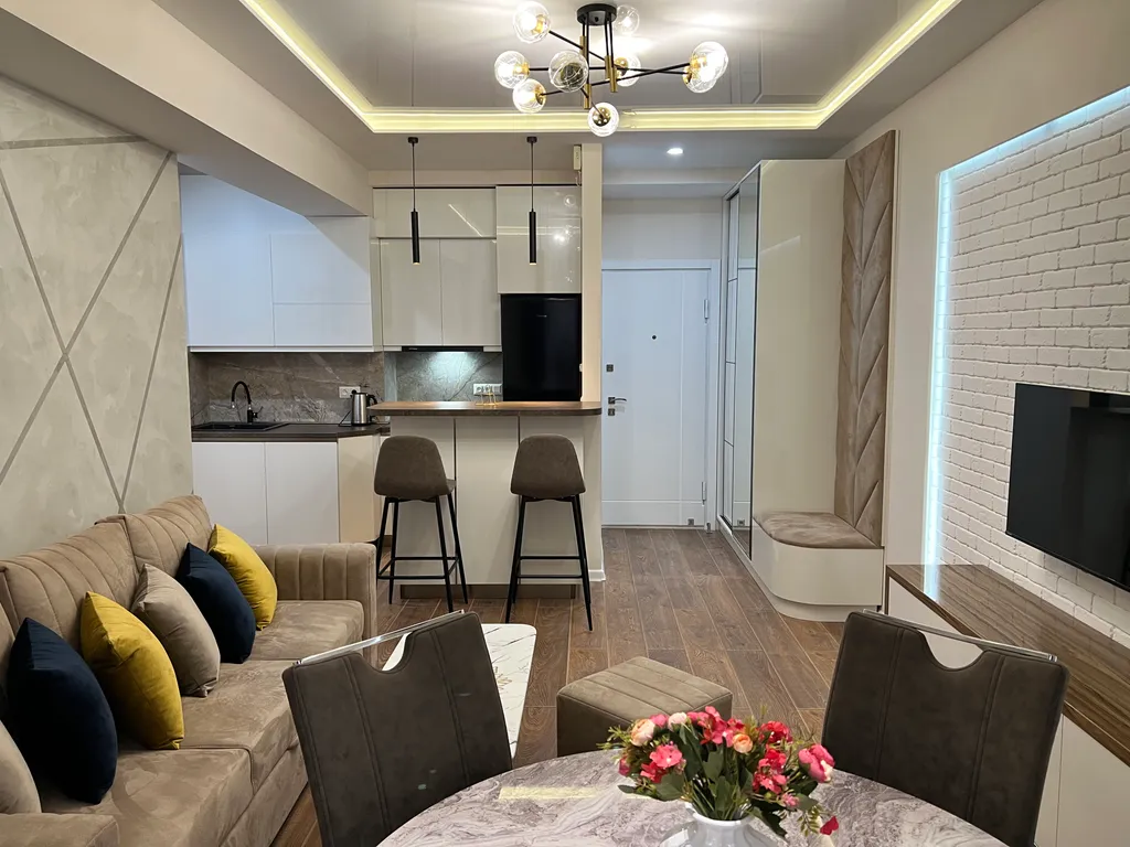 Cozy Apt 2 in the center of the city, Republic sq