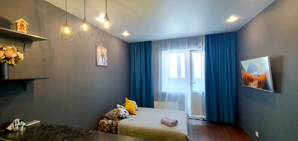 Квартира Студия рядом с ТРЦ Аура и ЖД вокзалом — аренда посуточно в Сургут