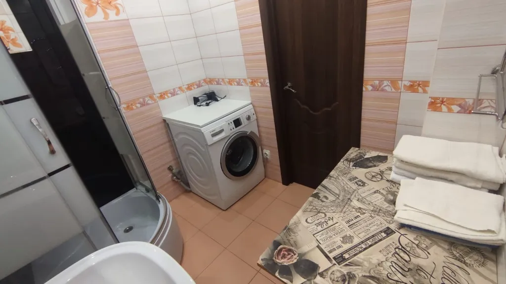 Квартира Комфортная квартира с бесплатной парковкой и рядом с метро — Санкт-Петербург