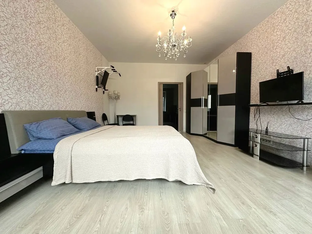 3-комнатная квартира в центре рядом с набережной