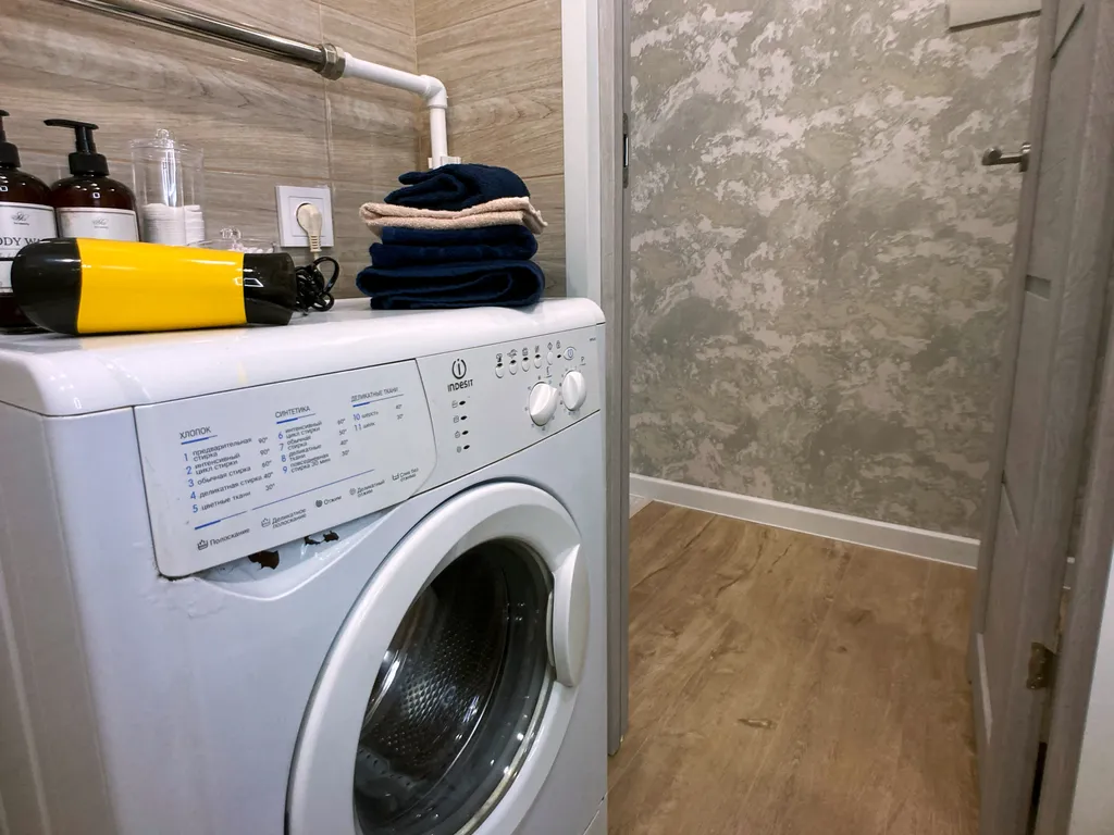 Студия у театра Театр, рядом парковка