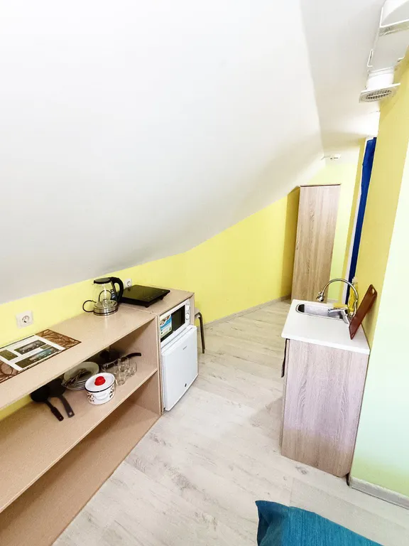 Стандартный одноместный номер на мансардном этаже