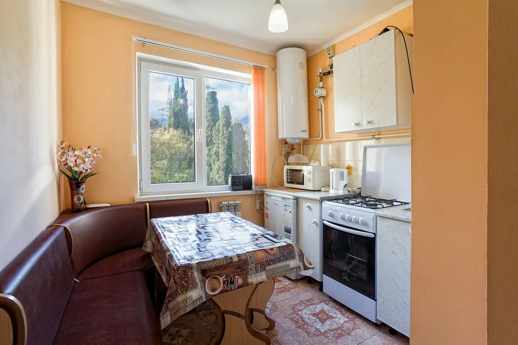 Квартира Уютная видовая квартира с удобным расположением — Ялта