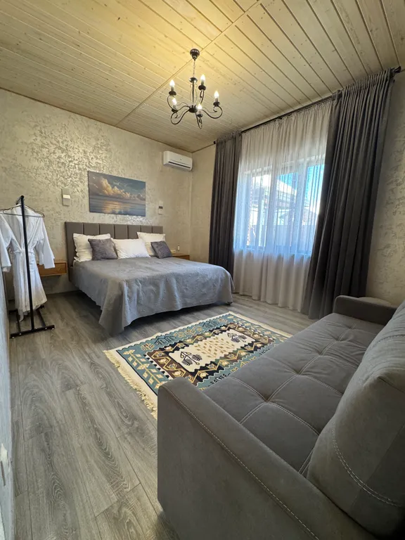 Апартаменты V с бассейном