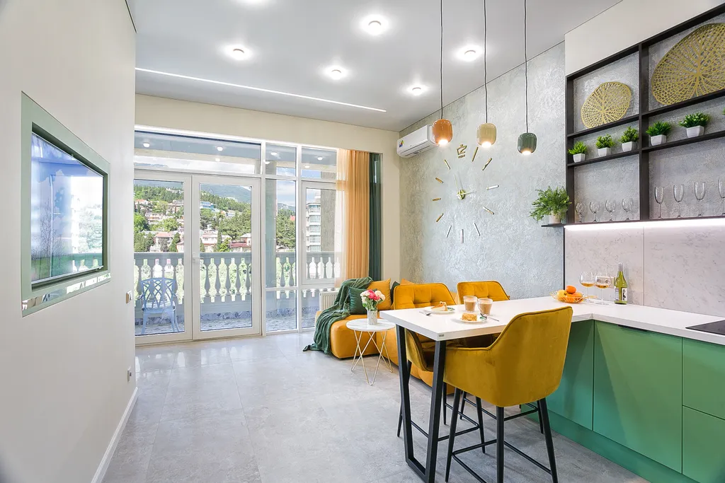 Видовая квартира в центре рядом с лучшим пляжем города