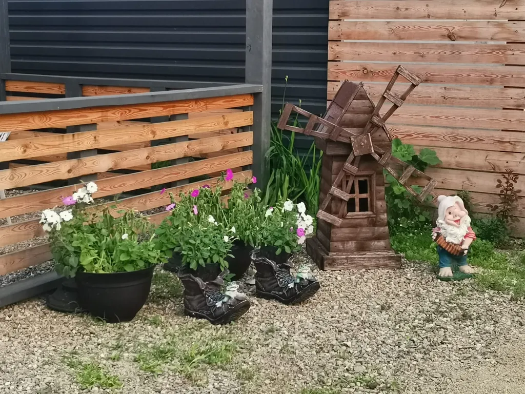 Комната с бассейном