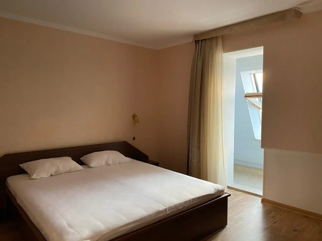 Квартира Комната — аренда посуточно в Семёновка