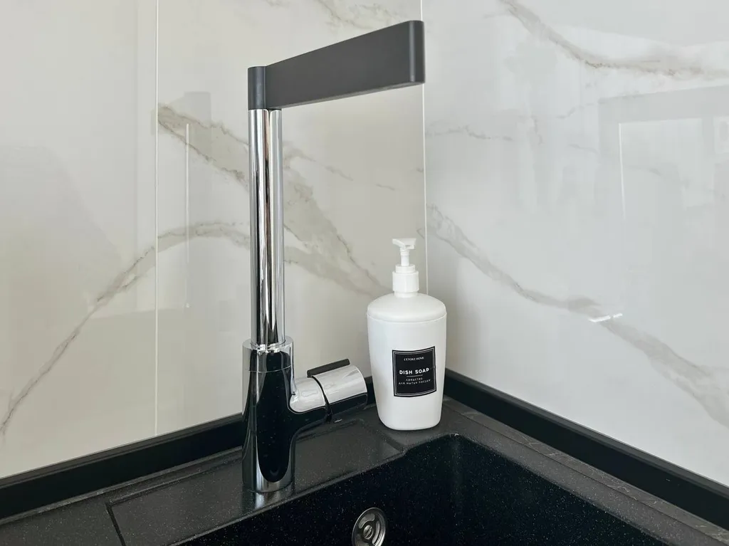 Студия в районе Мариинского театра