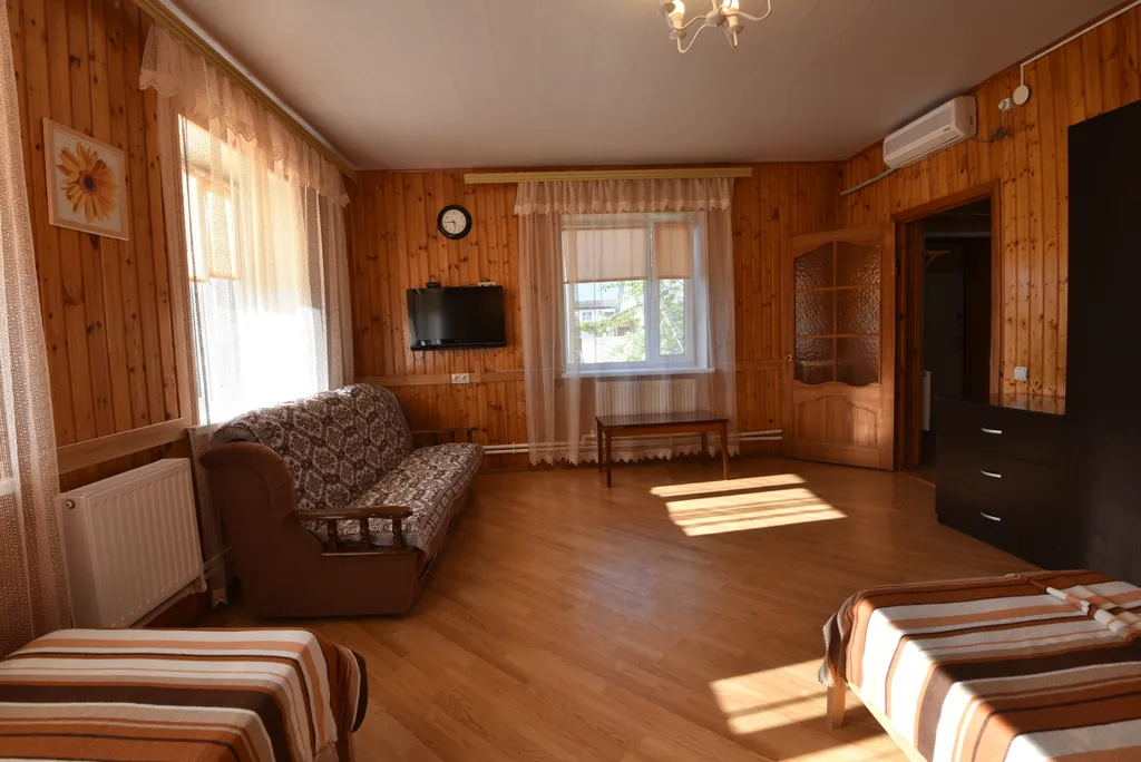 Квартира 2-комнатная Квартира — Голубицкая