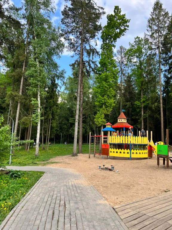 Уютная квартира в жилом комплексе Изумрудные Холмы