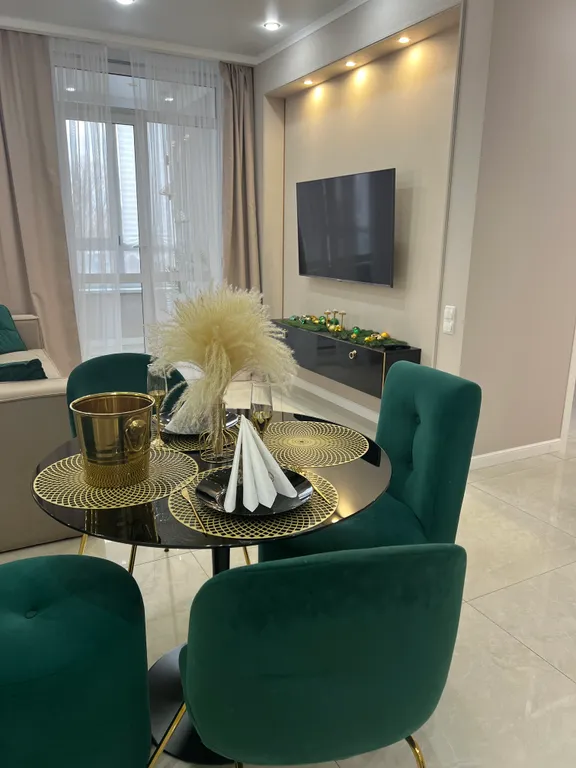 Дизайнерская квартира на набережной