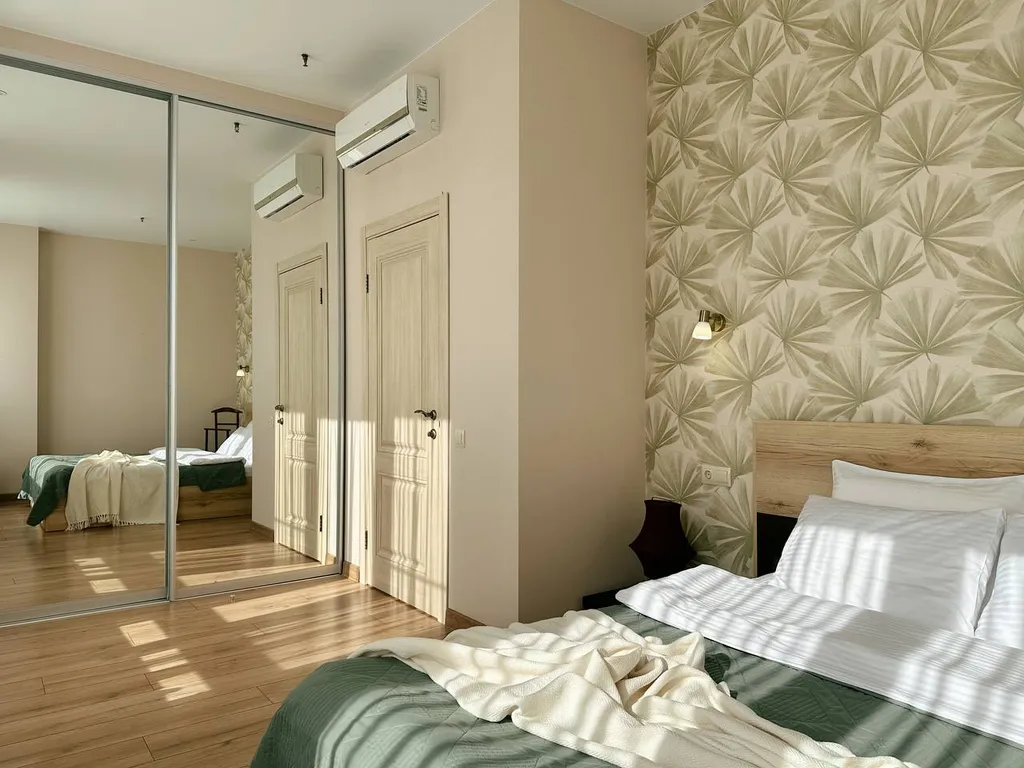 3-комнатные просторные апартаменты в центре города