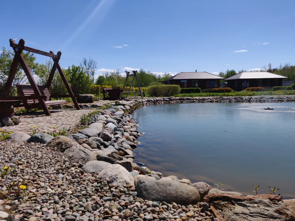 Коттедж Домик с баней на берегу реки Волхвов — Бор