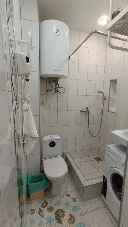 Студия с бассейном, 200 м до моря