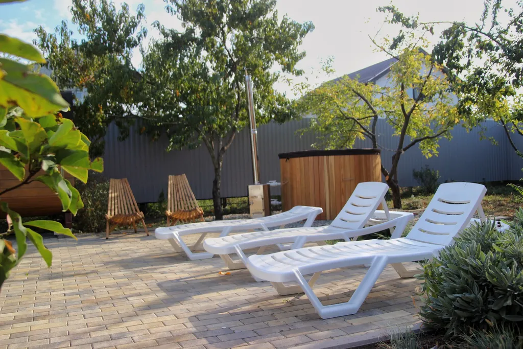 Коттедж Дом с баней, бассейном и тёплой купелью — Ленина