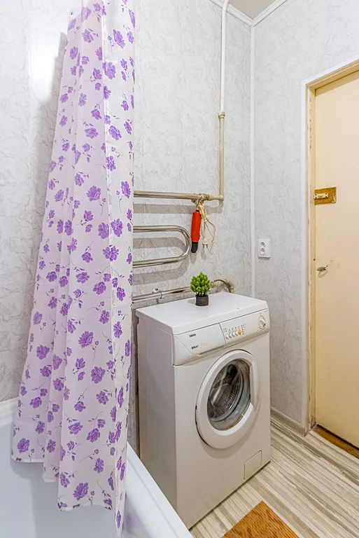 Тёплая квартира с балконом в центре