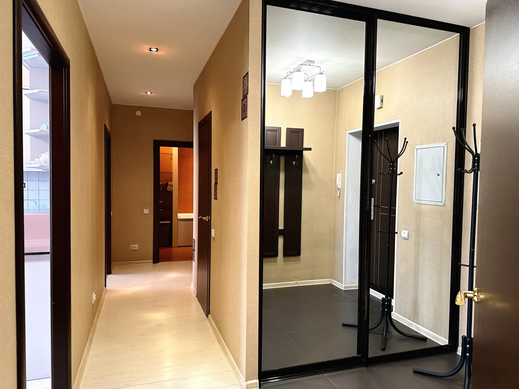 Квартира Крупногабаритная 2-комнатная квартира возле Планеты — Красноярск