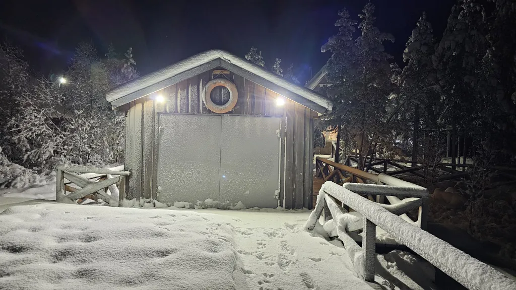 Дом на берегу