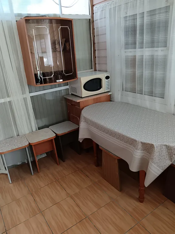 Комната в гостевом доме на 3 человек в 800 метров от озера