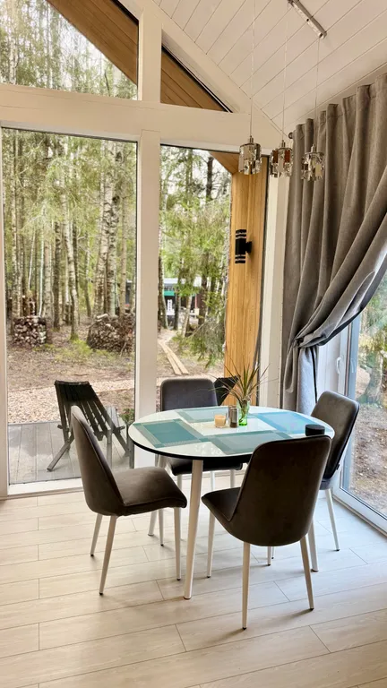 Дом с сибирским банным чаном в лесу