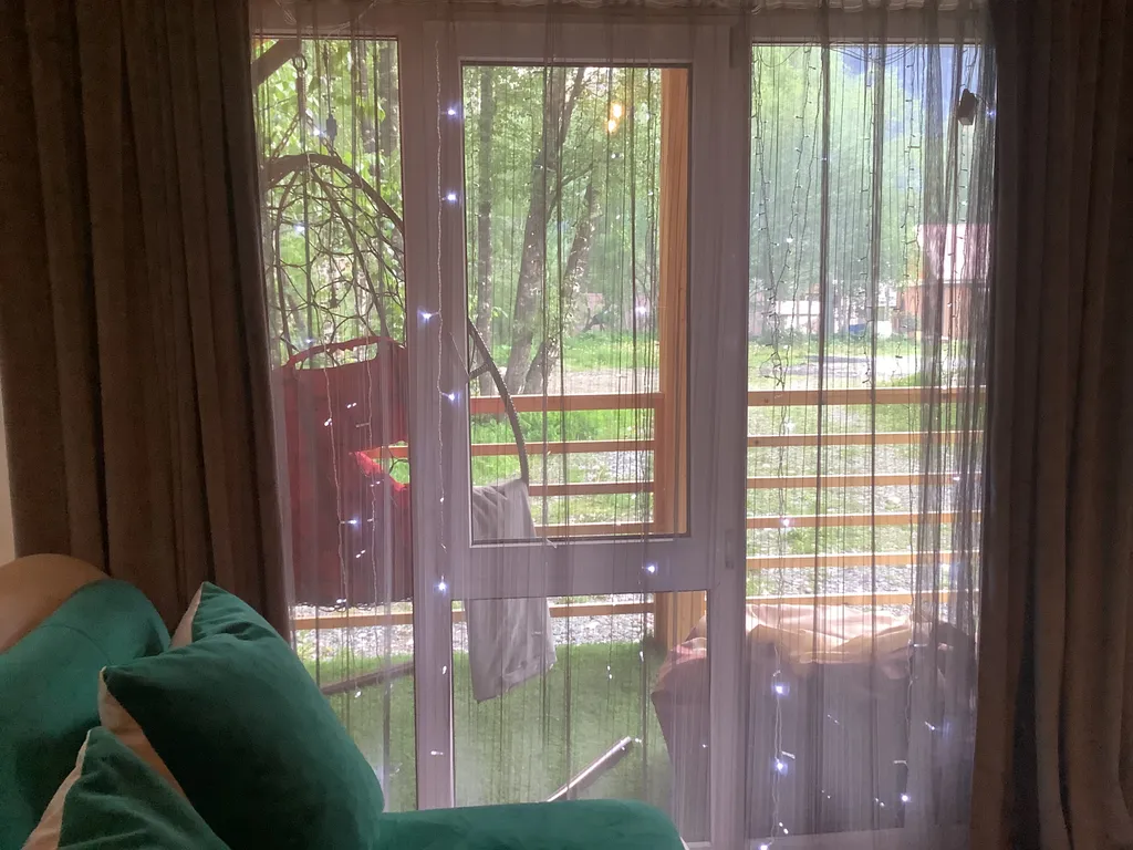 8-комнатный Дом