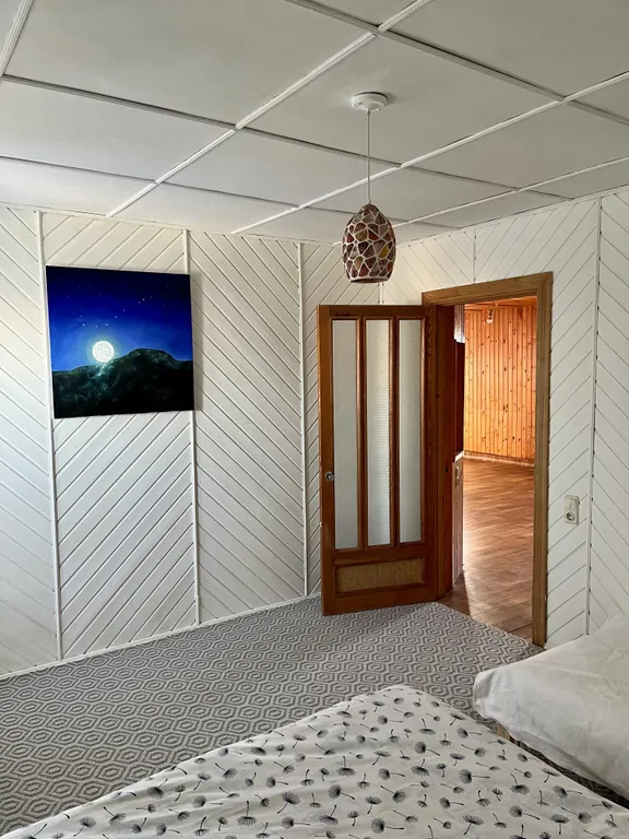 Уютный дом с камином