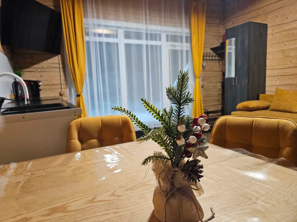 Коттедж Уютный дом в окружении пихтовых деревьев — Шерегеш