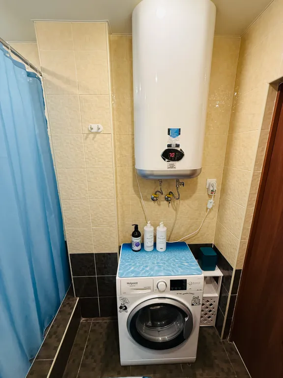 Квартира Квартира Уютная евродвушка с балконом рядом с морем в центре Адлера — Сириус