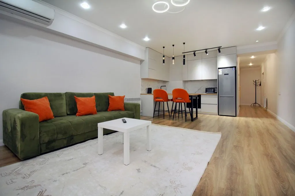 Квартира Просторная квартира на Арбате — Алматы