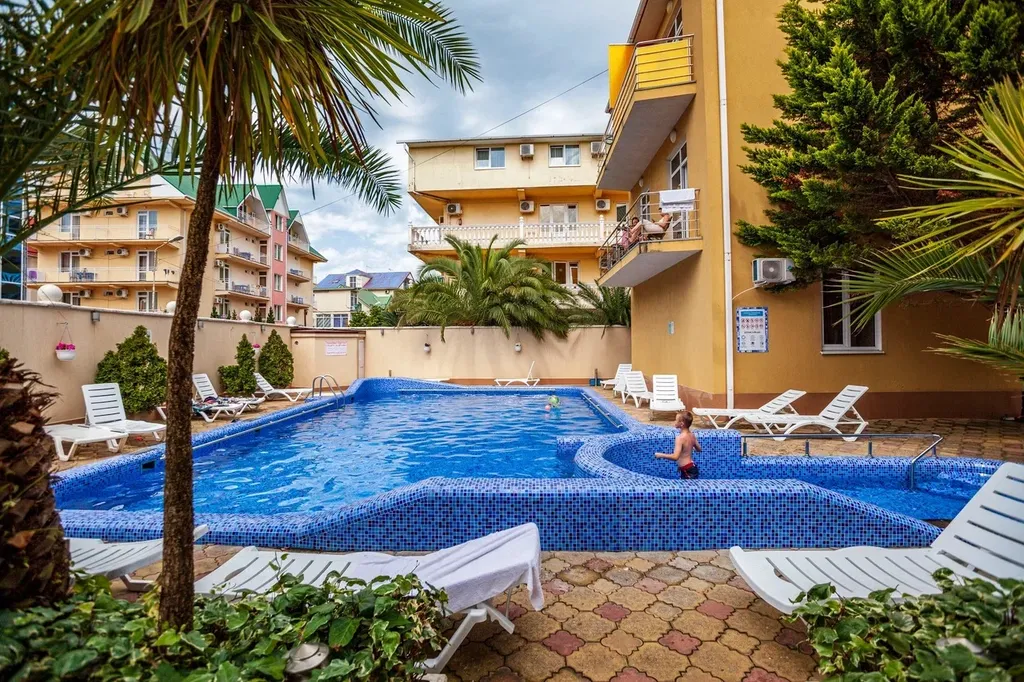 Квартира Квартира Студия у моря с теплым бассейном — Сириус