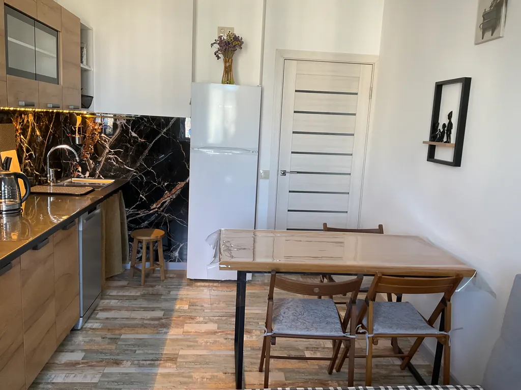 Удобная квартира с видом на море и горы