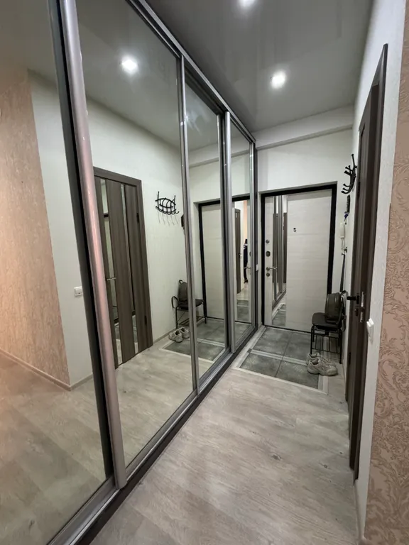 Ухоженная квартира в 7 минутах на авто от Горного Воздуха и площади Победы