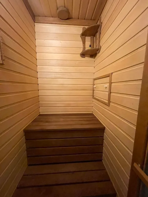 Современная студия в новом доме