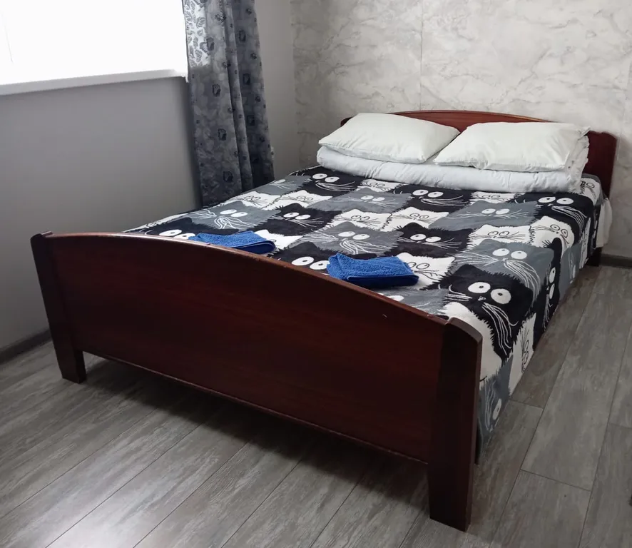 Квартира Уютная комната №4 в 200 метрах от жд вокзала — аренда посуточно в Абакан